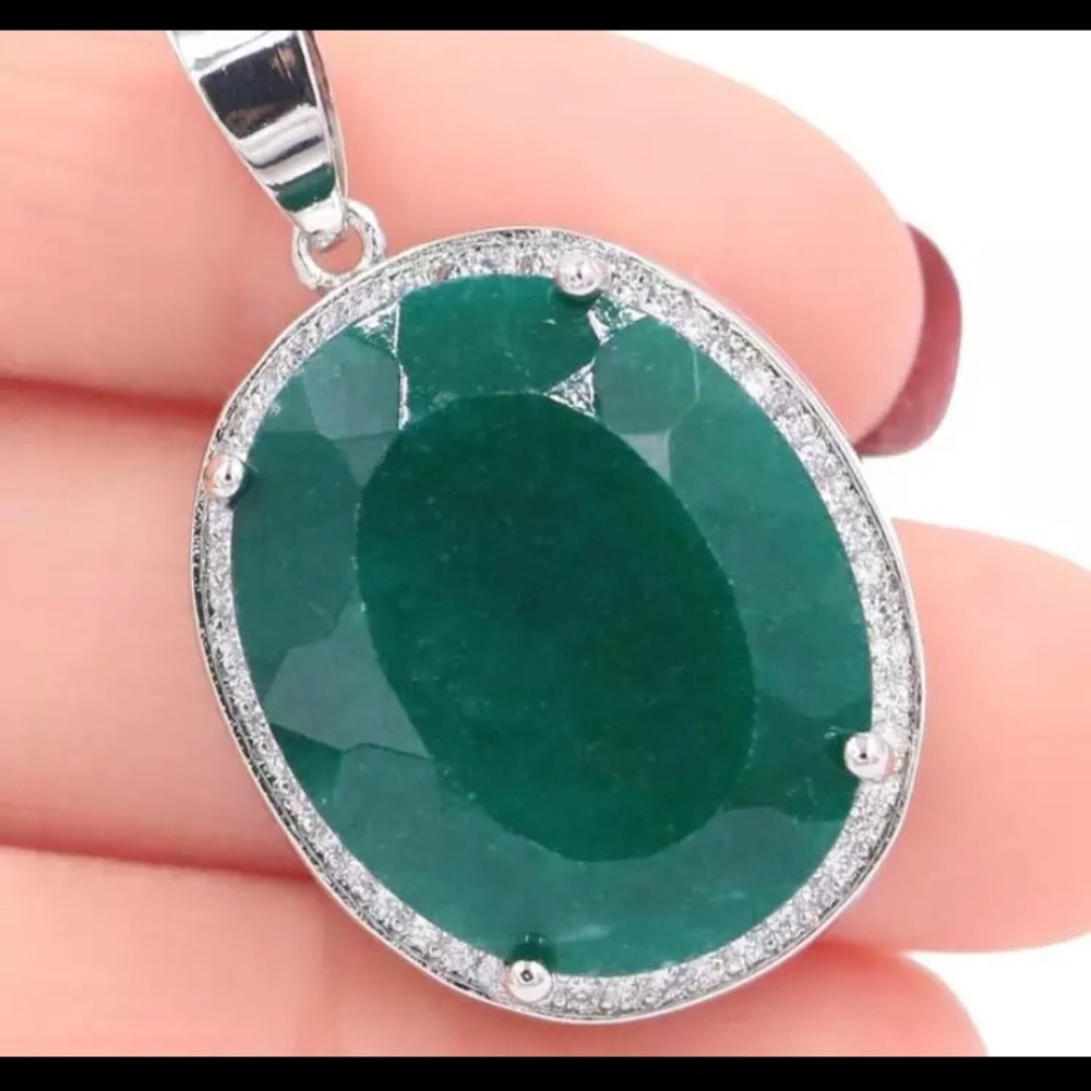 🔥🔥NEW GENUIN GREEN EMERALD PENDANT🔥 - Picture 3 of 4